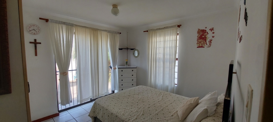 2 Bedroom Property for Sale in Skiathos Western Cape
